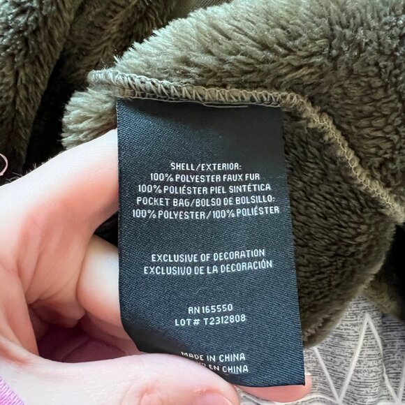 NWT Vegan Fur Olivine Zip Up Jacket - Picture 2 of 5